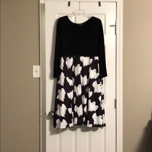 V-neck ghost dress